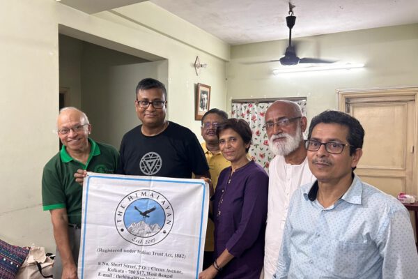 Flag-off to Dhuanadhar Kandi trek by Somenath and team- 27-05-23 - Priyadarshi Gupta(1) Flag-off to Dhuanadhar Kandi trek by Somenath and team- 27-05-23 - Priyadarshi Gupta(1)